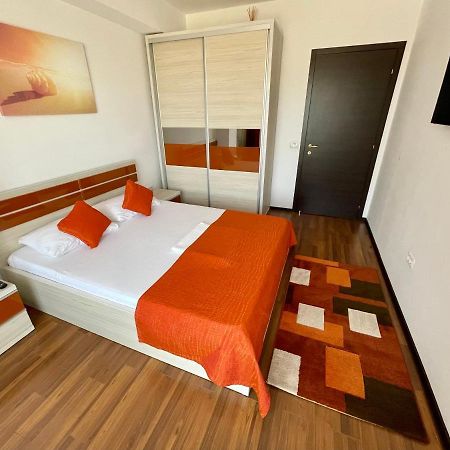 Alcomar Apartment - Summerland Mamaia Εξωτερικό φωτογραφία