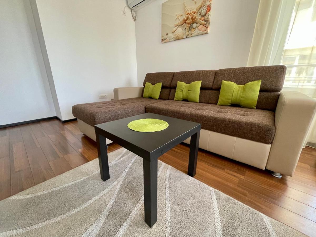 Alcomar Apartment - Summerland Mamaia Εξωτερικό φωτογραφία