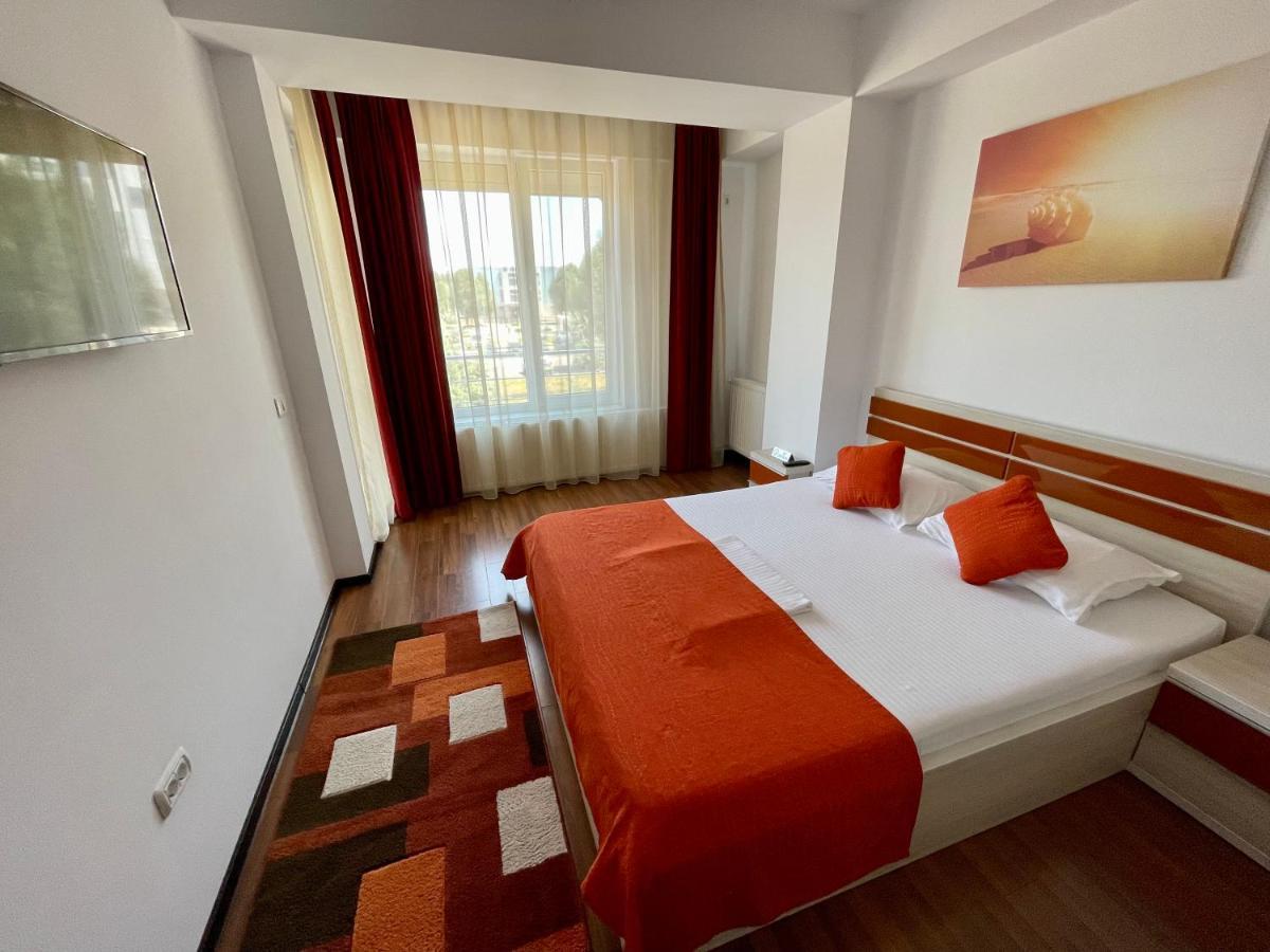 Alcomar Apartment - Summerland Mamaia Εξωτερικό φωτογραφία
