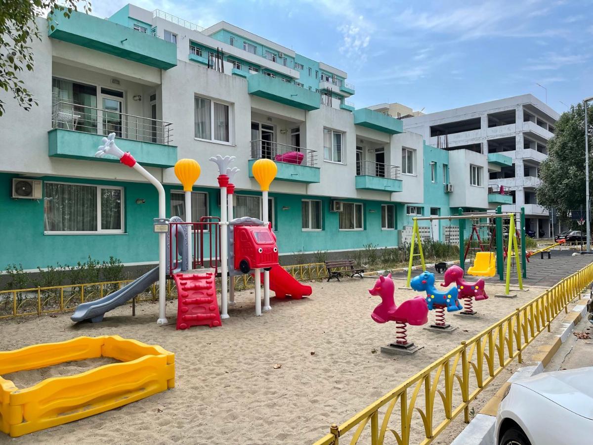 Alcomar Apartment - Summerland Mamaia Εξωτερικό φωτογραφία